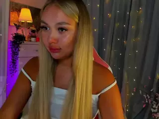 Loneve's Live Sex Cam Show
