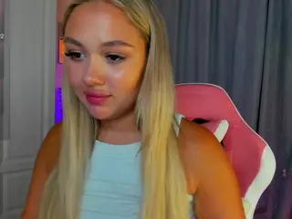Loneve's Live Sex Cam Show