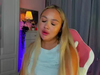 Loneve's Live Sex Cam Show