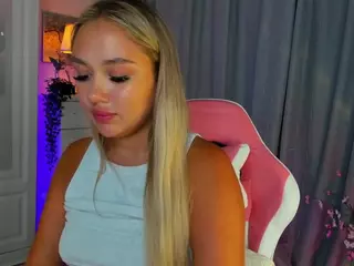 Loneve's Live Sex Cam Show