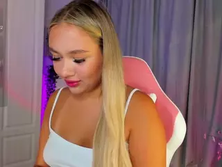 Loneve's Live Sex Cam Show