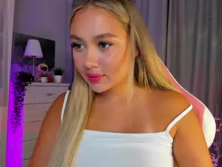 Loneve's Live Sex Cam Show