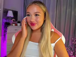 Loneve's Live Sex Cam Show