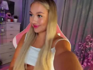Loneve's Live Sex Cam Show