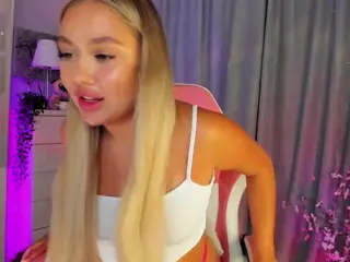 Loneve's Live Sex Cam Show