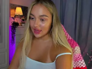 Loneve's Live Sex Cam Show