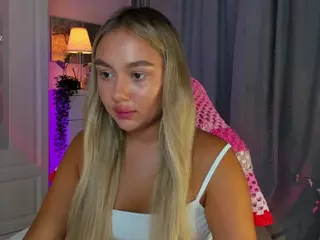 Loneve's Live Sex Cam Show