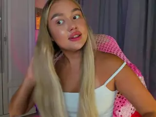Loneve's Live Sex Cam Show