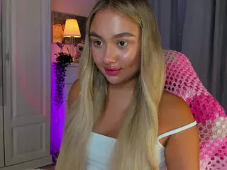 Loneve's Live Sex Cam Show