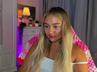 Loneve's Live Sex Cam Show