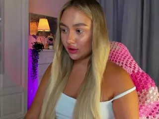 Loneve's Live Sex Cam Show