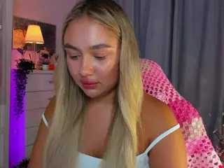 Loneve's Live Sex Cam Show