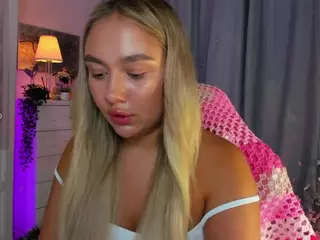Loneve's Live Sex Cam Show