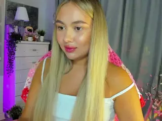 Loneve's Live Sex Cam Show