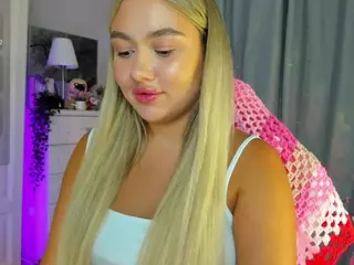 Loneve's Live Sex Cam Show