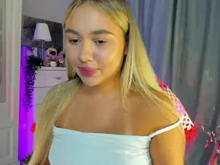Loneve's Live Sex Cam Show