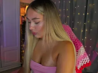 Loneve's Live Sex Cam Show