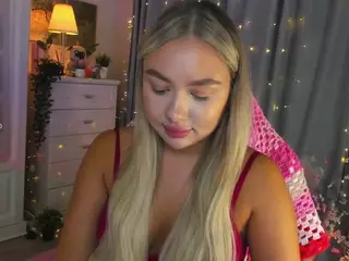 Loneve's Live Sex Cam Show