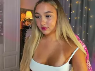 Loneve's Live Sex Cam Show
