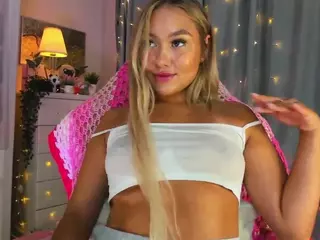Loneve's Live Sex Cam Show