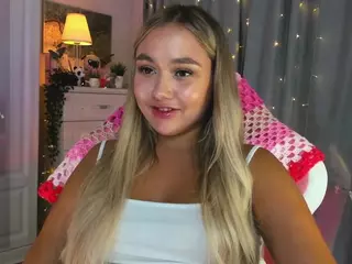 Loneve's Live Sex Cam Show