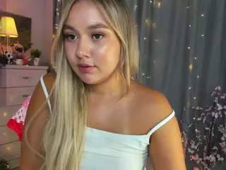 Loneve's Live Sex Cam Show