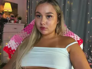Loneve's Live Sex Cam Show