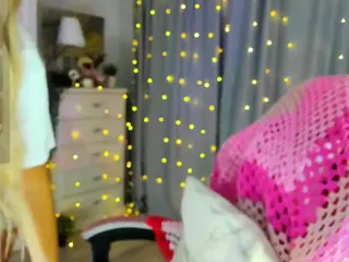 Loneve's Live Sex Cam Show