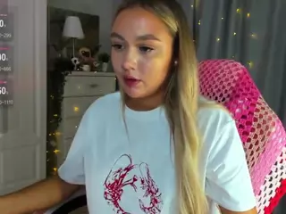 Loneve's Live Sex Cam Show