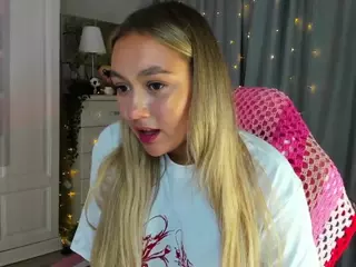 Loneve's Live Sex Cam Show