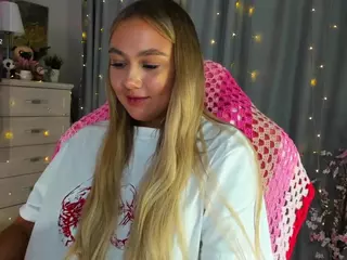 Loneve's Live Sex Cam Show