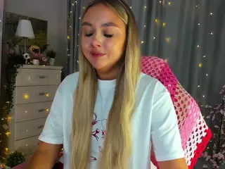 Loneve's Live Sex Cam Show
