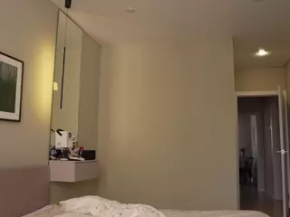 mia-cloudy's Live Sex Cam Show