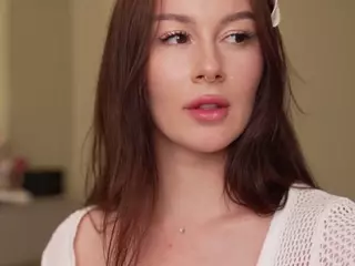 mia-cloudy's Live Sex Cam Show