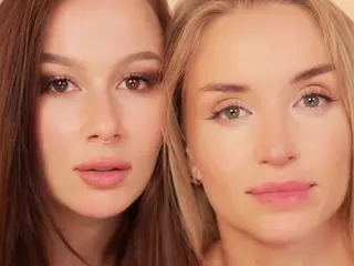 mia-cloudy's Live Sex Cam Show