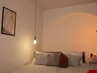 mia-cloudy's Live Sex Cam Show