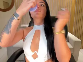 AlanaFord's Live Sex Cam Show