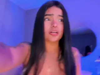 AlanaFord's Live Sex Cam Show