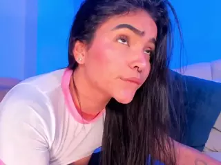 AlanaFord's Live Sex Cam Show