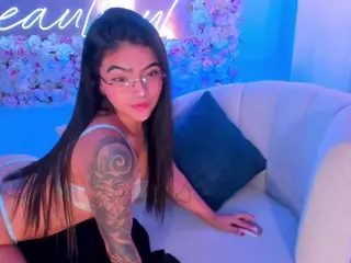 AlanaFord's Live Sex Cam Show