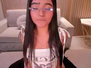 AlanaFord's Live Sex Cam Show