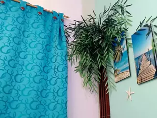 EMIASAMANTA18's Live Sex Cam Show