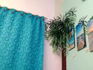 EMIASAMANTA18's Live Sex Cam Show