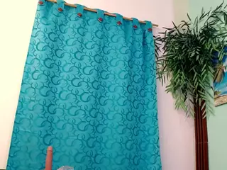 EMIASAMANTA18's Live Sex Cam Show