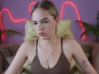 EvaCrush's Live Sex Cam Show
