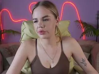 EvaCrush's Live Sex Cam Show