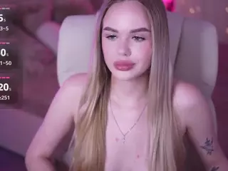 EvaCrush's Live Sex Cam Show