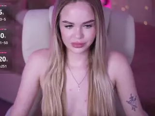 EvaCrush's Live Sex Cam Show