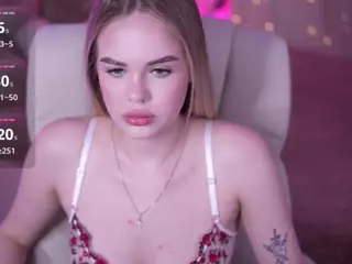 EvaCrush's Live Sex Cam Show