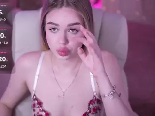 EvaCrush's Live Sex Cam Show